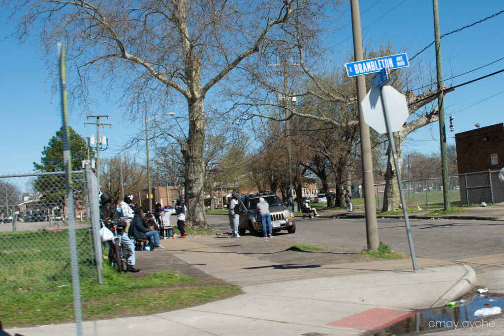 Sidewalk-Folks-1